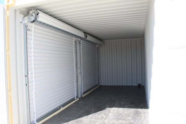 1_620ft shipping container with double roll up doors
